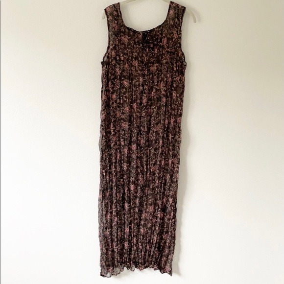 Vintage Floral Dress - Picture 11 of 13